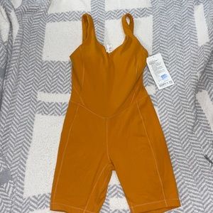 Lululemon align bodysuit/romper shorts 8in NWT SIZE 4